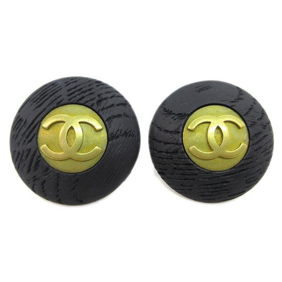 AUTHENTIC CHANEL CC Logos Button Motif Earrings Gold Black Clip-On 94P - Picture 1 of 4